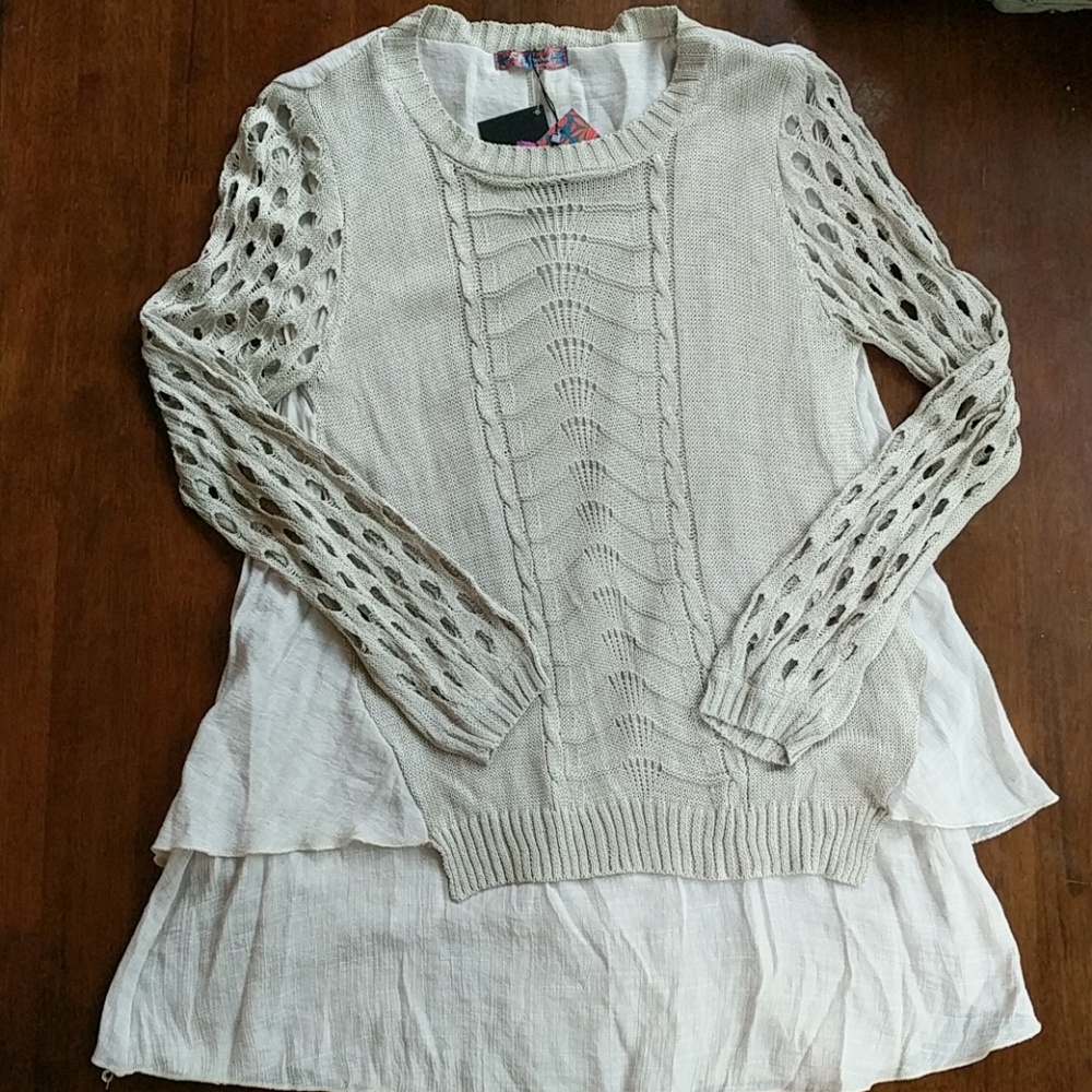 Selfie Couture knit tunic top